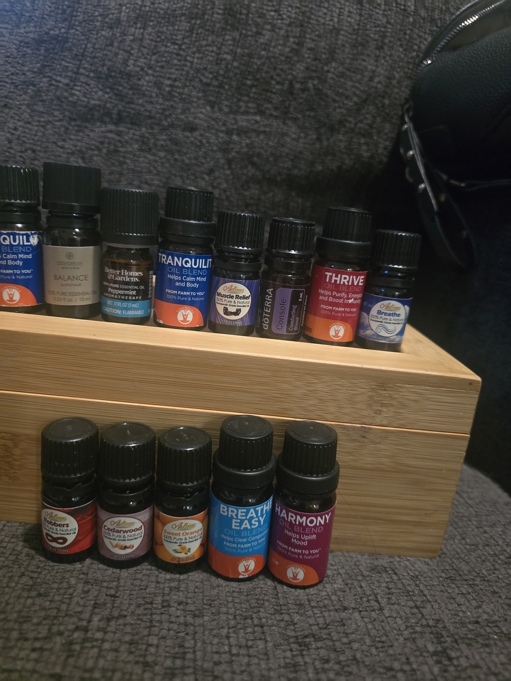 Essential Oils & Storage Box - Picture 4 of 5